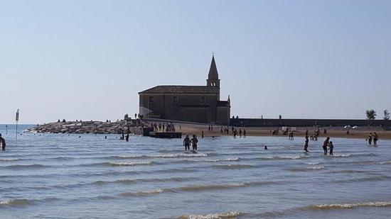 Ampio Bilocale Caorle Lungomare Levante Exterior photo